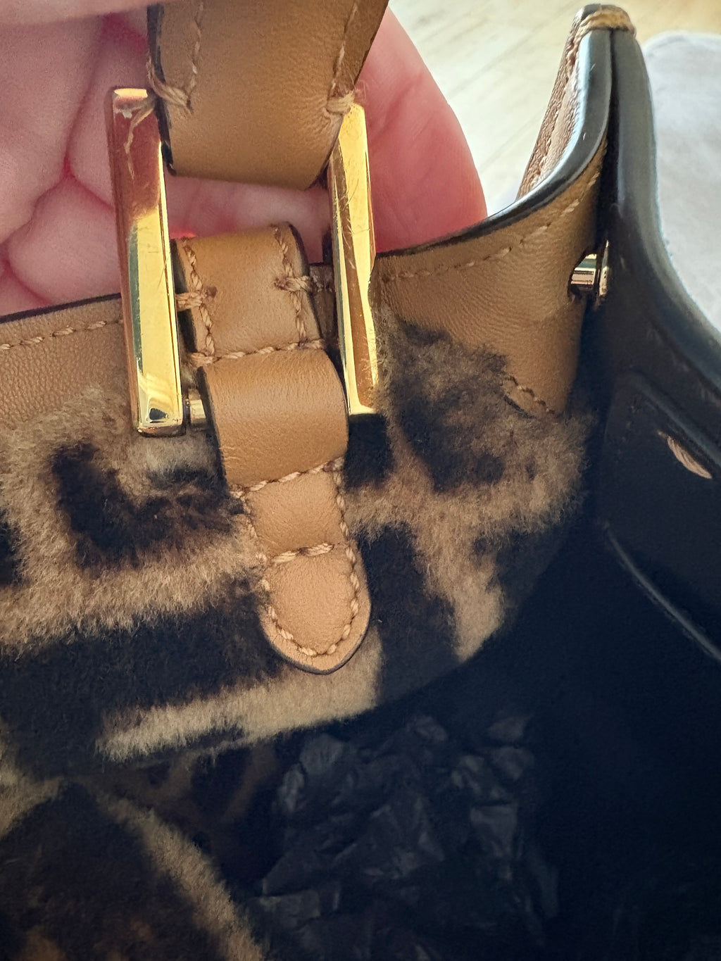 Fendi peekaboo x light
