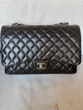 Chanel Classic flap maxi jumbo