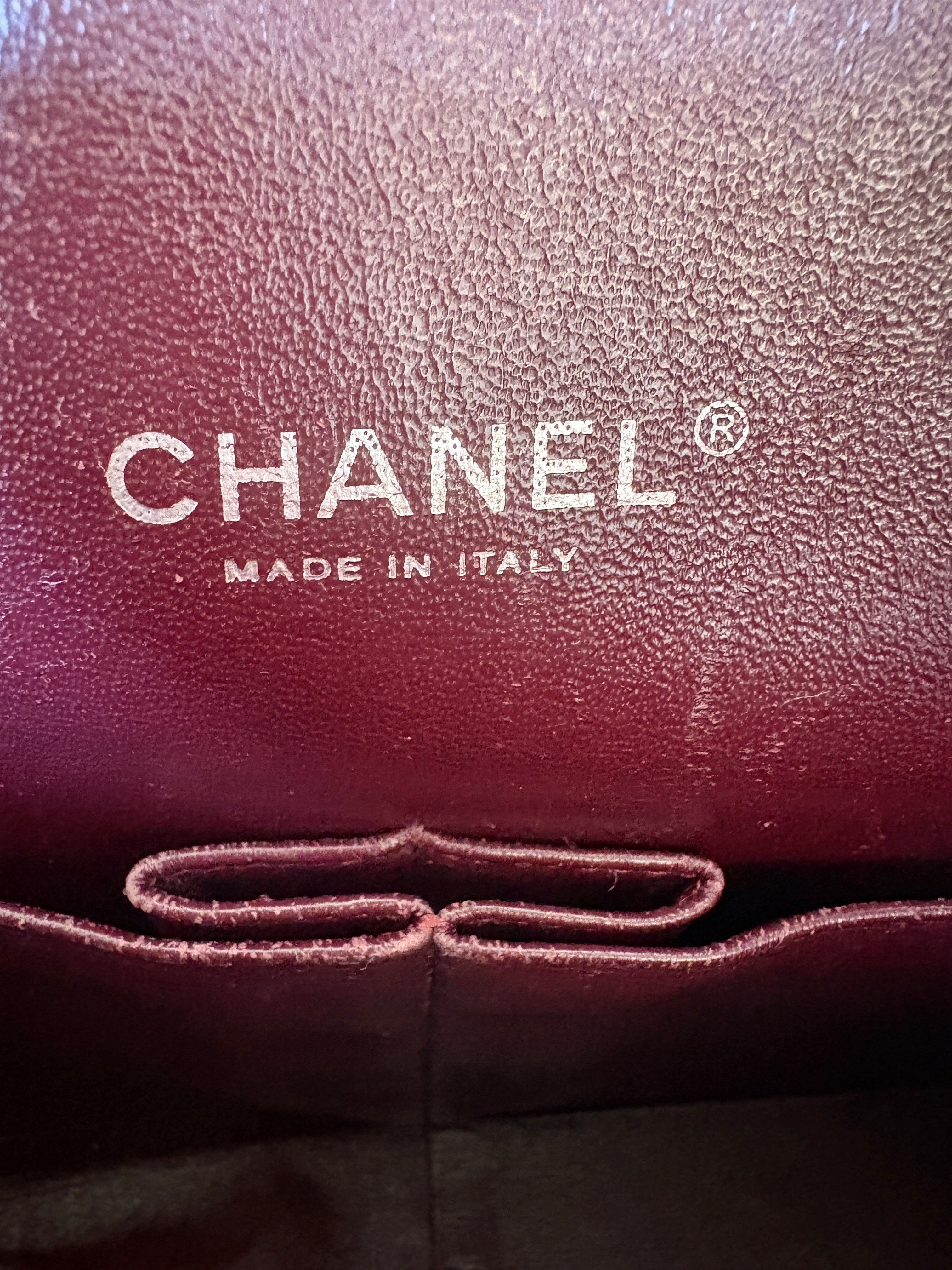 Chanel Classic flap maxi jumbo