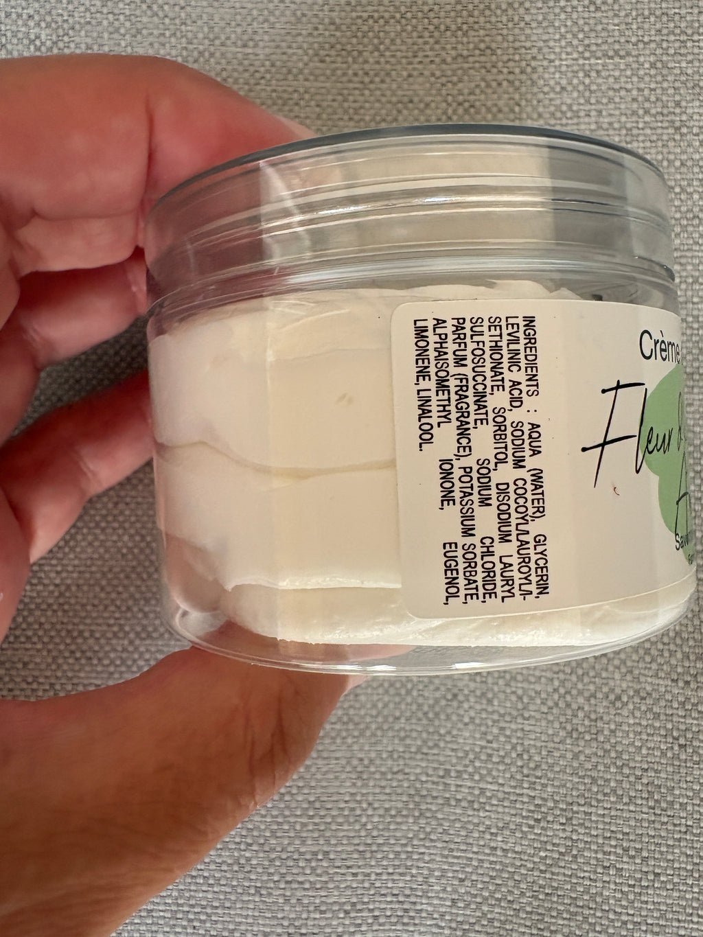 Crema/mousse per la doccia