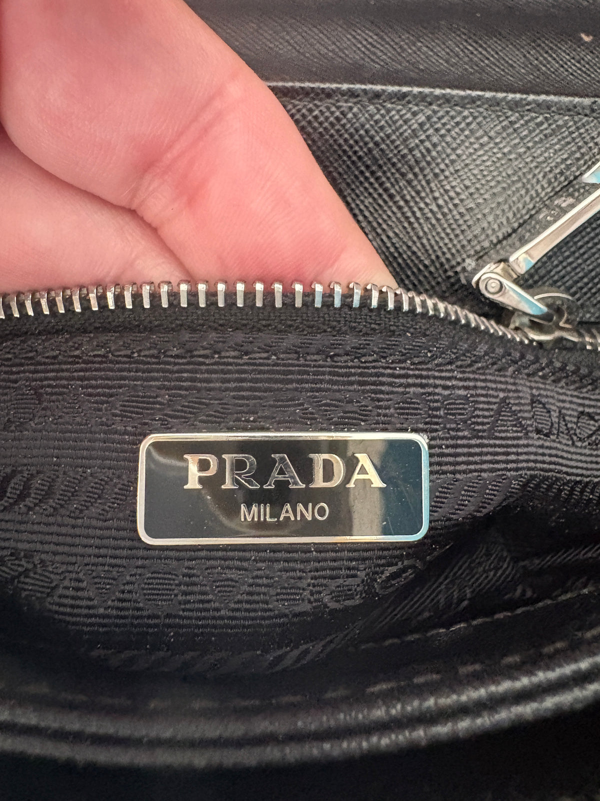 Prada tracolla