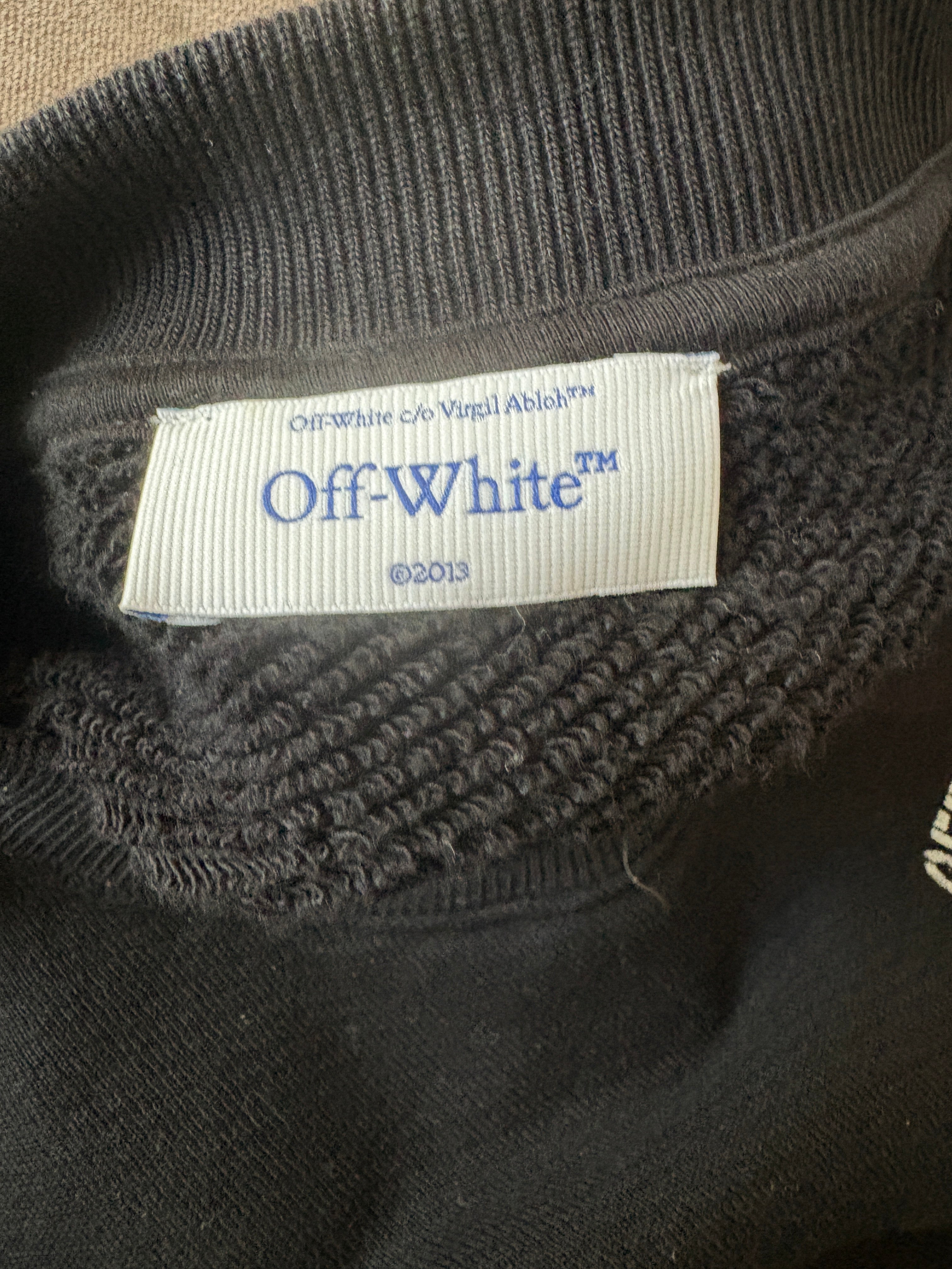 Felpa off White
