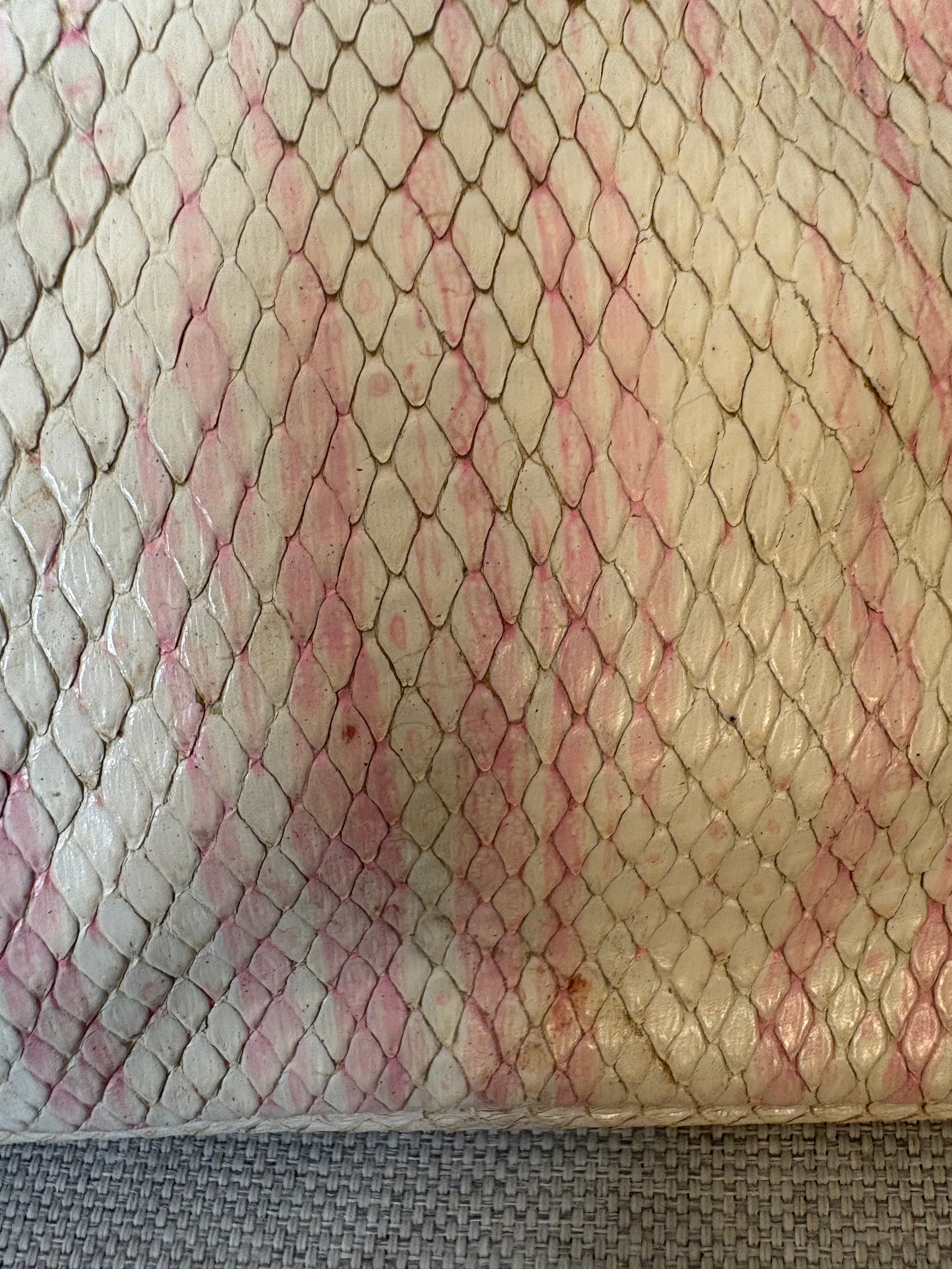 Fendi borsa a spalla in pitone sfumato