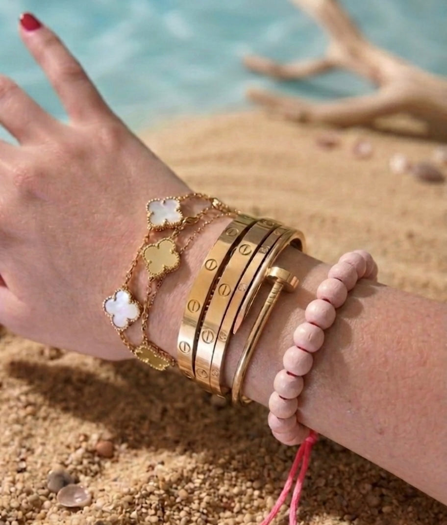 Bracciale con sfere in legno