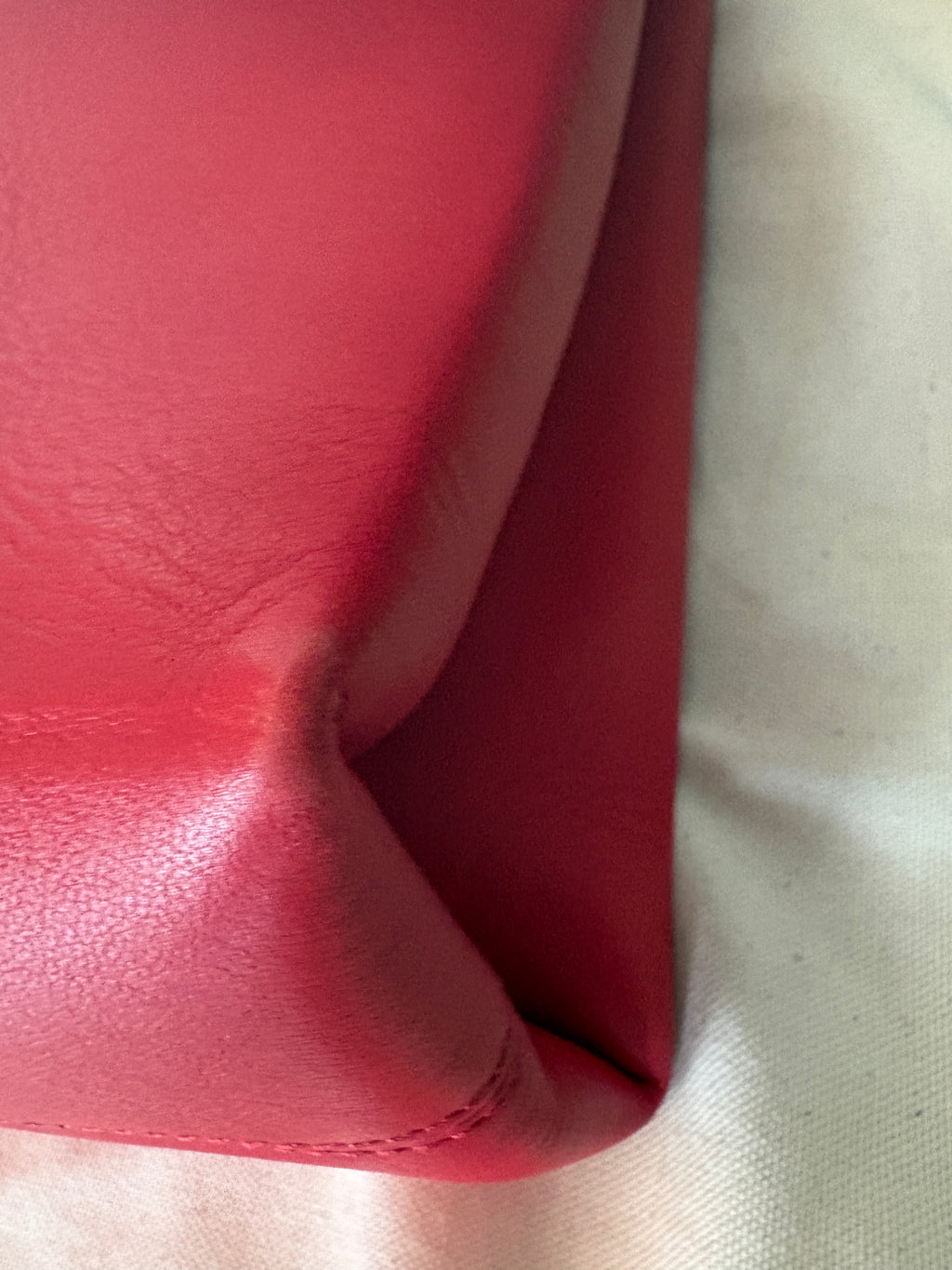 Valentino tote V ring