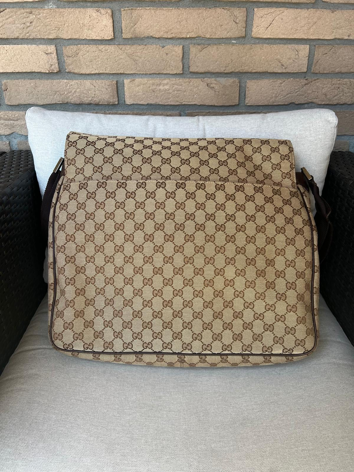 Gucci Messenger