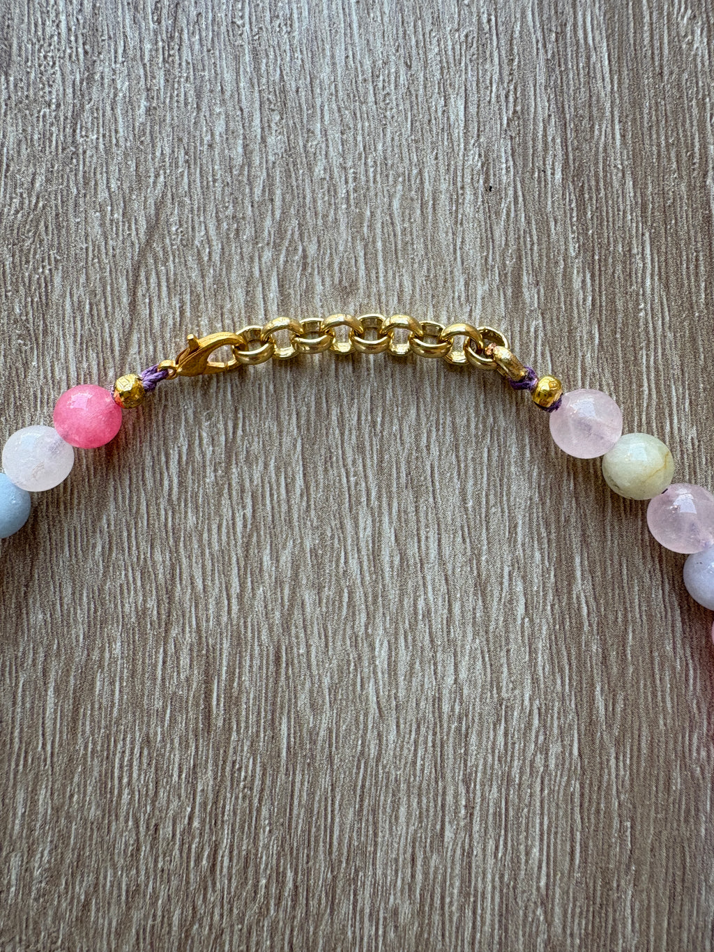 Collana pietre dure sfere in colori pastello