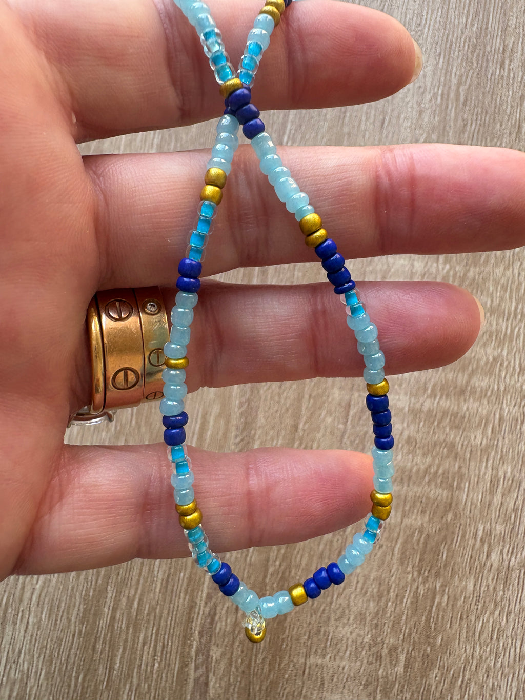 Collana di perline fatta a mano