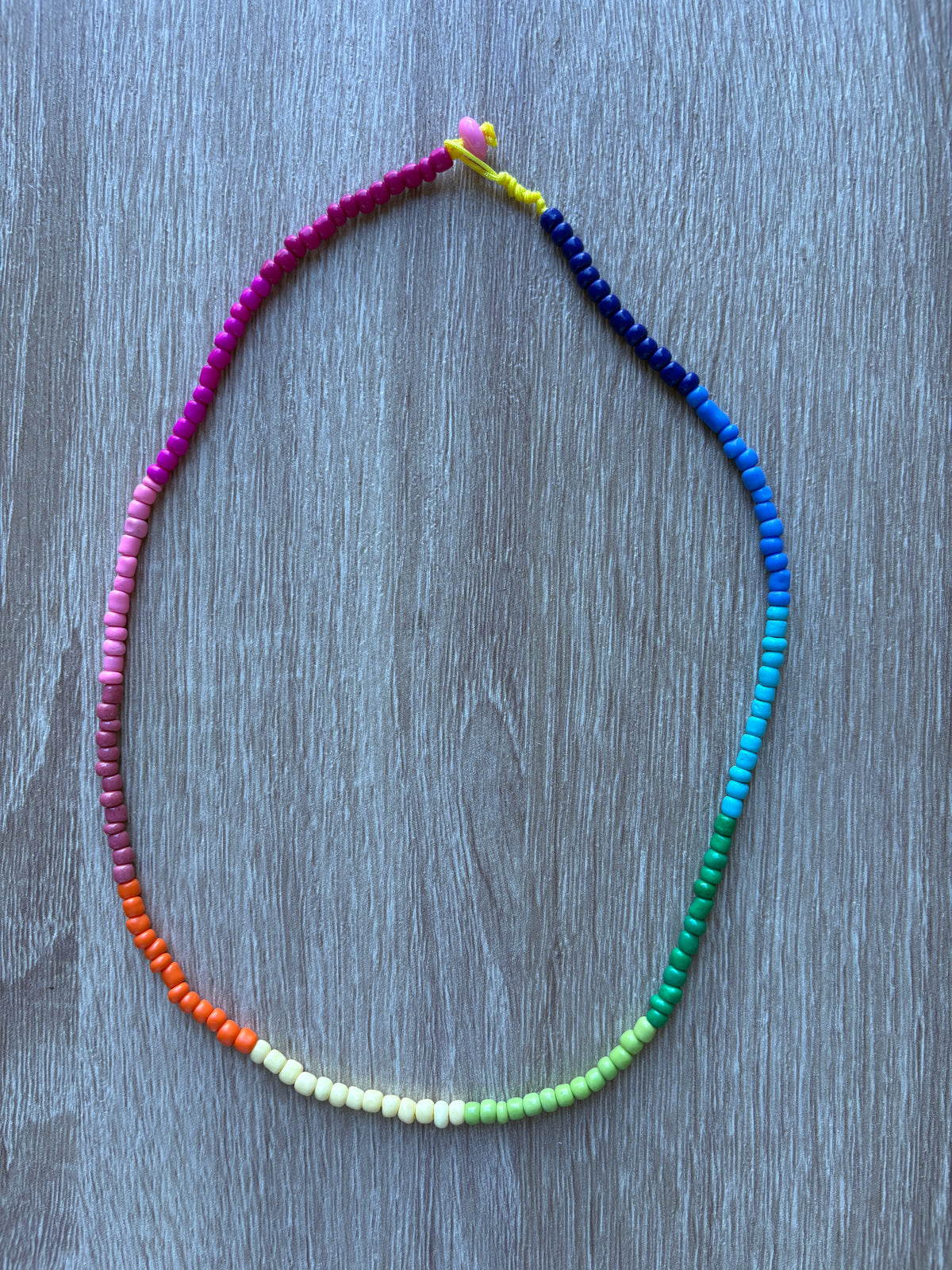 Collana perline arcobaleno girocollo