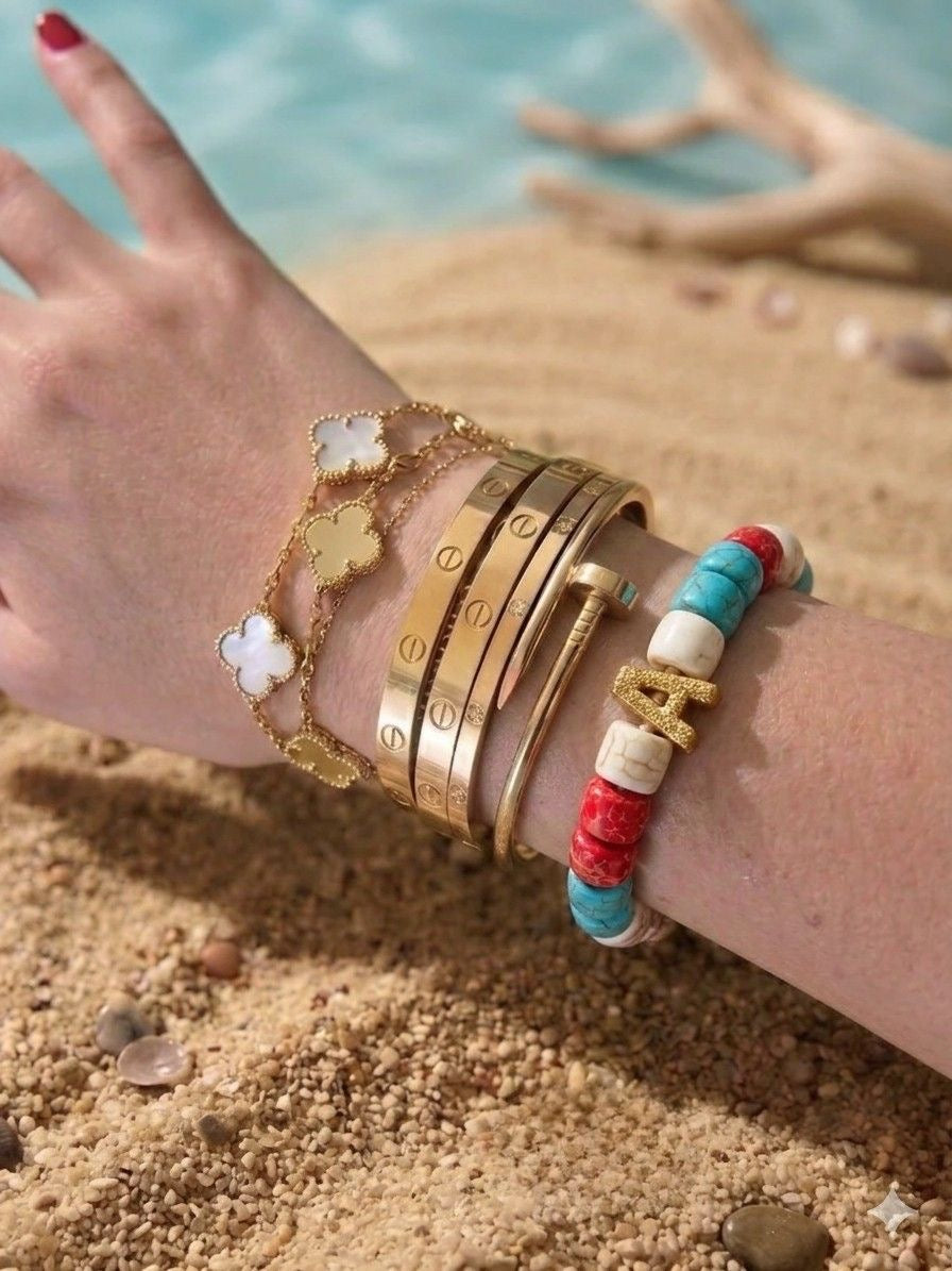 Bracciale beads colorati con lettera