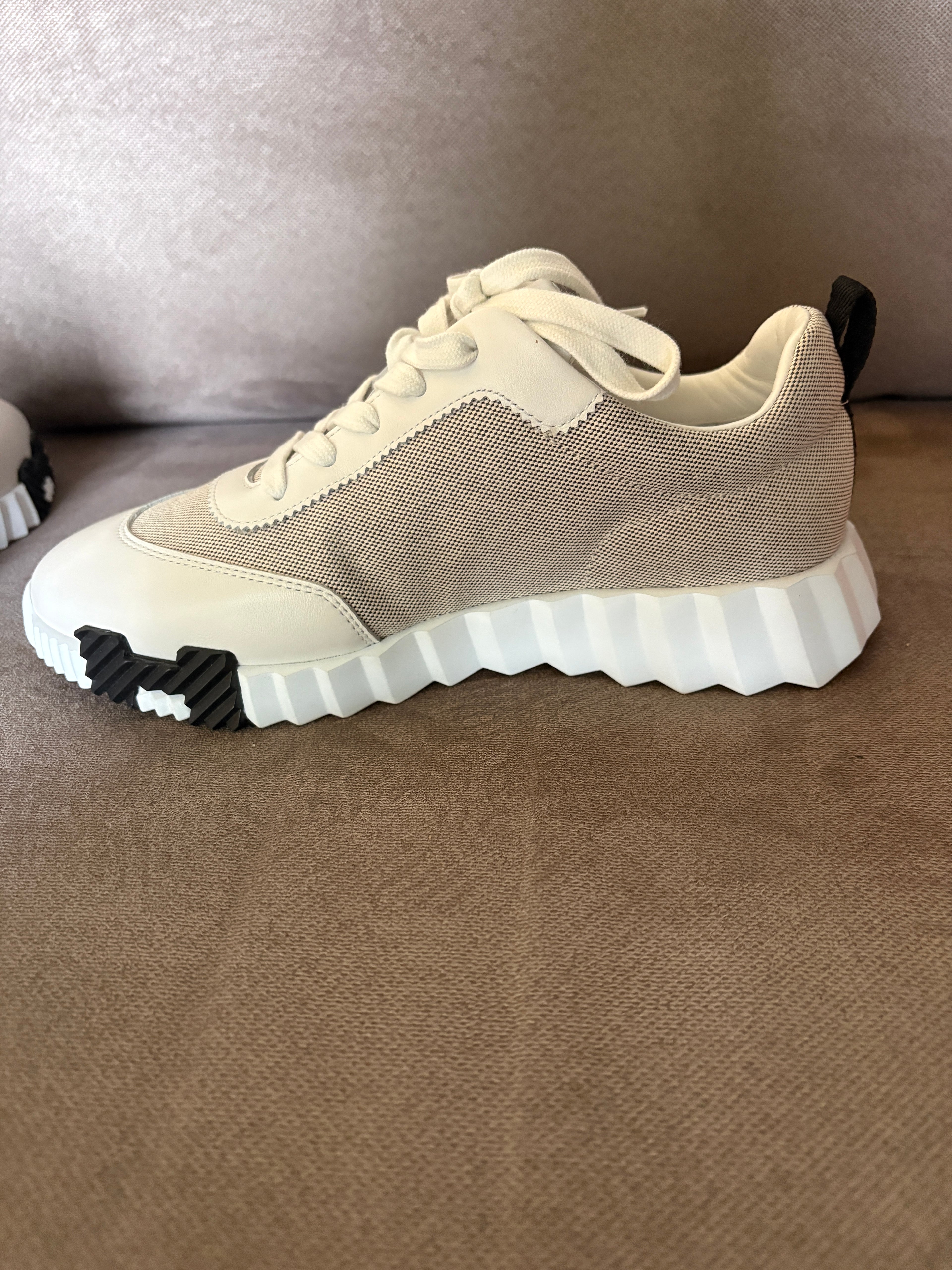 Hermès Sneakers bouncing