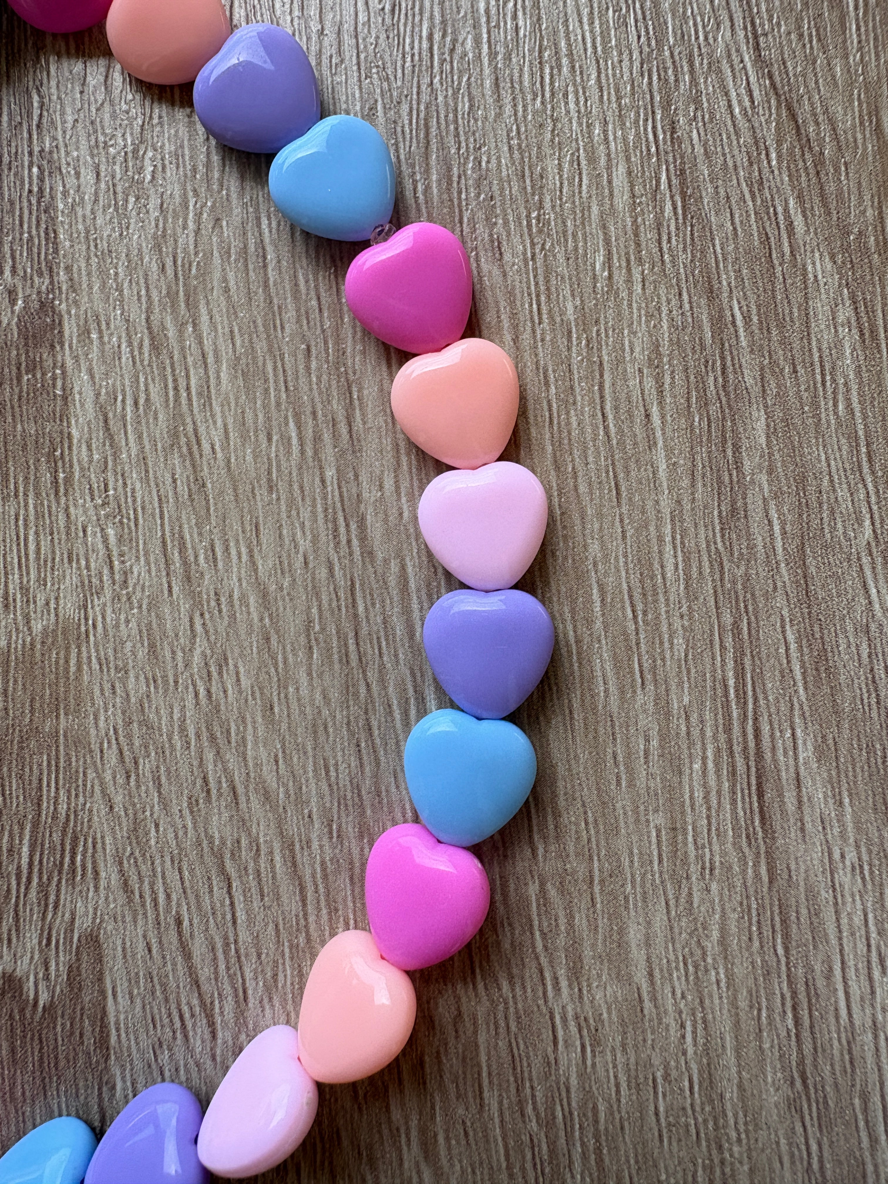 Colla cuori resina