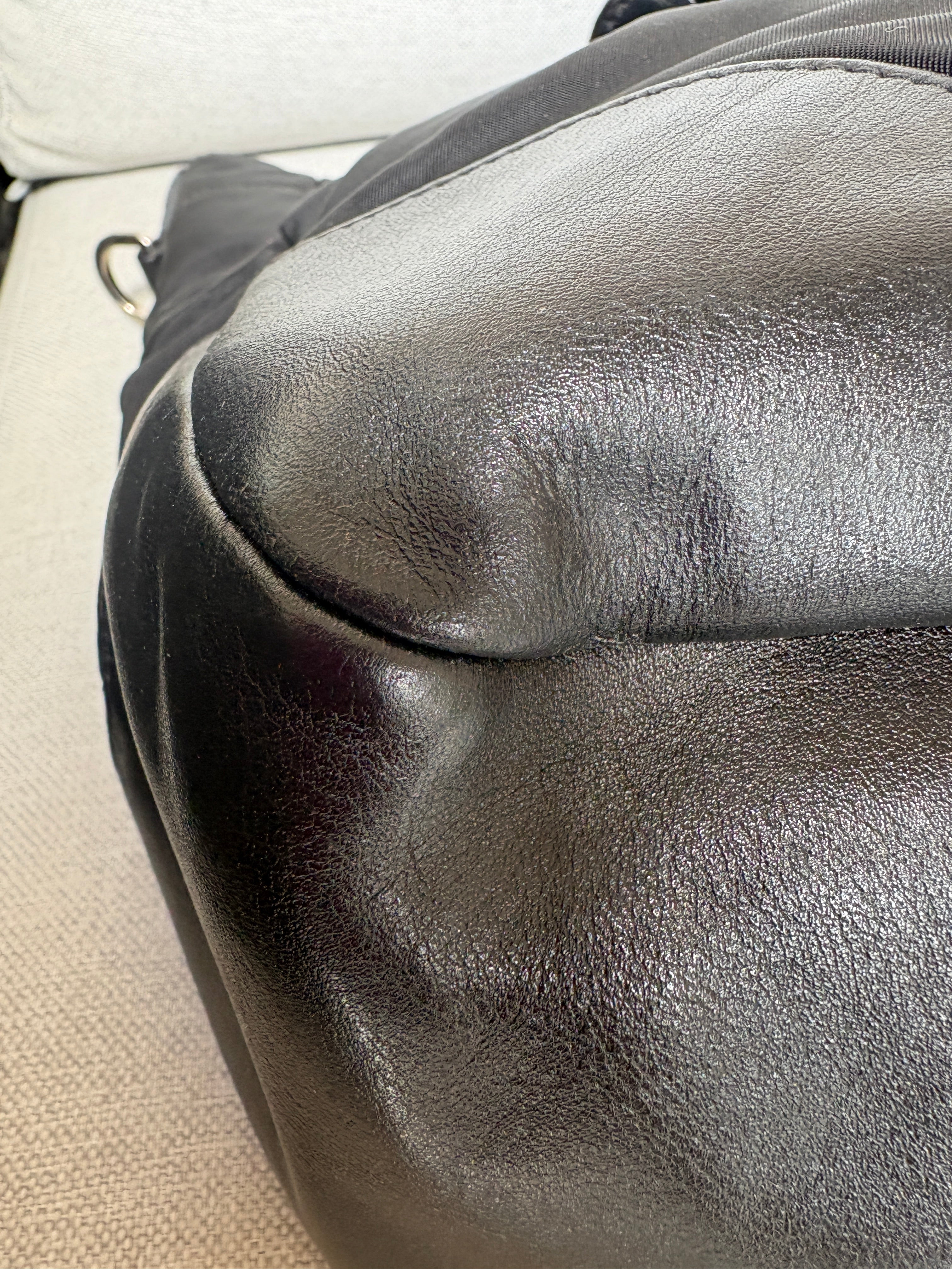 Prada shopping nera