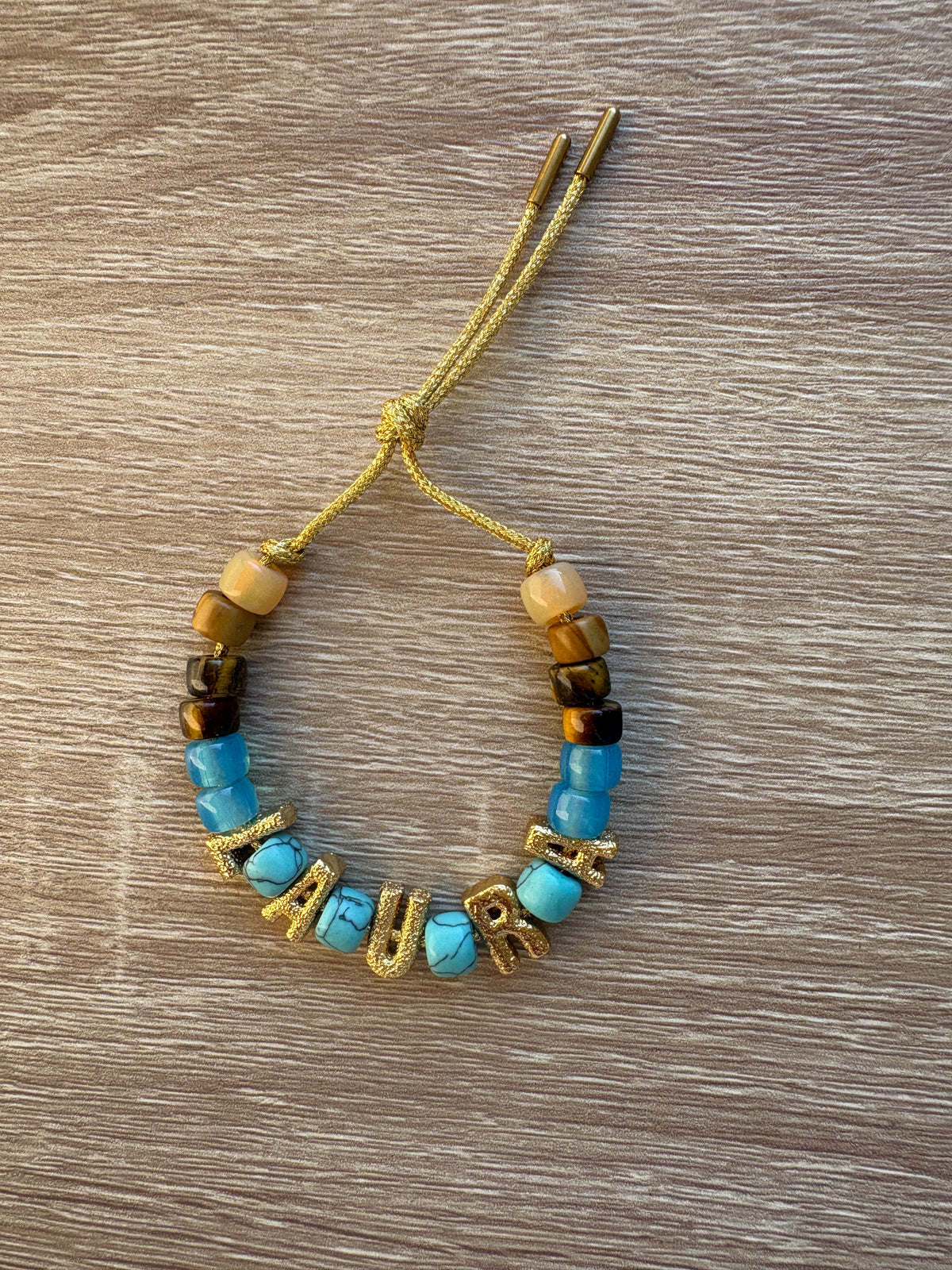 Bracciale beads con nome