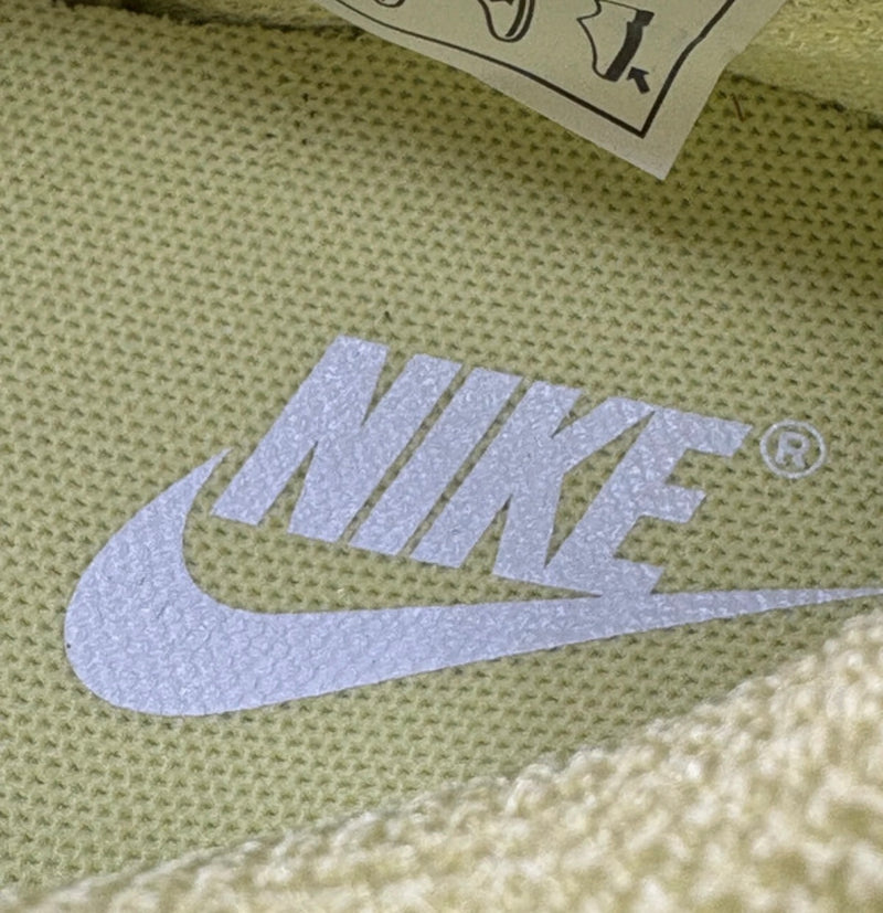 Nike dunk low twist