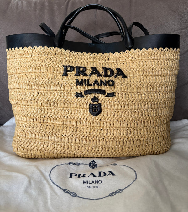 Prada shopping rafia