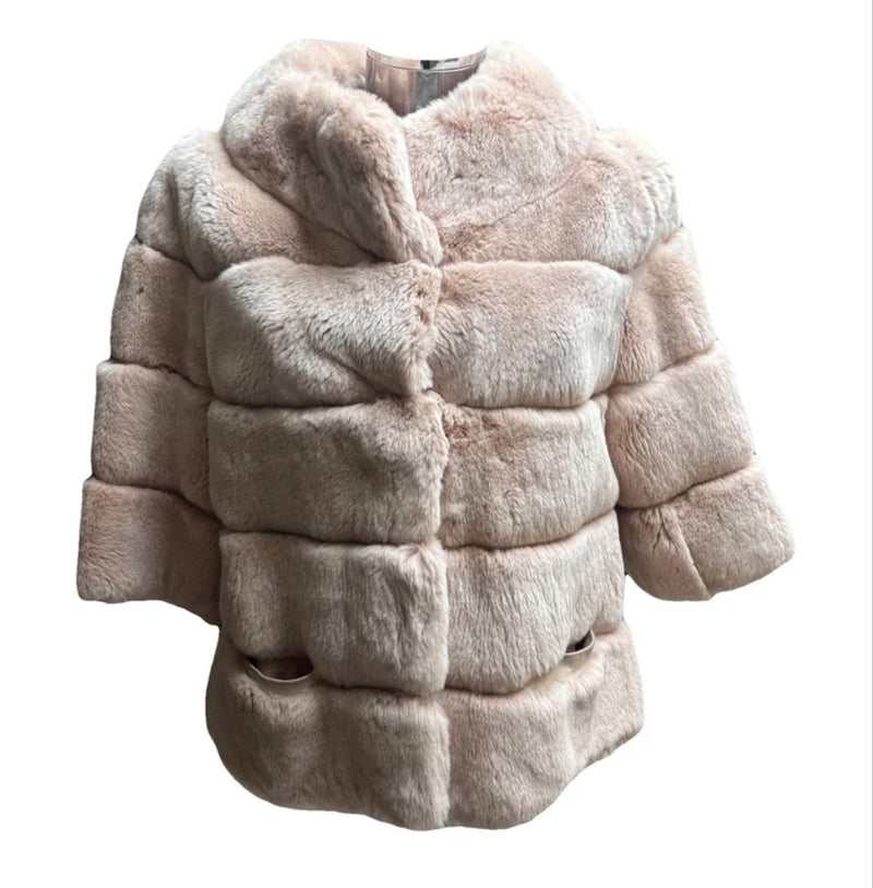 Pelliccia corta rosa