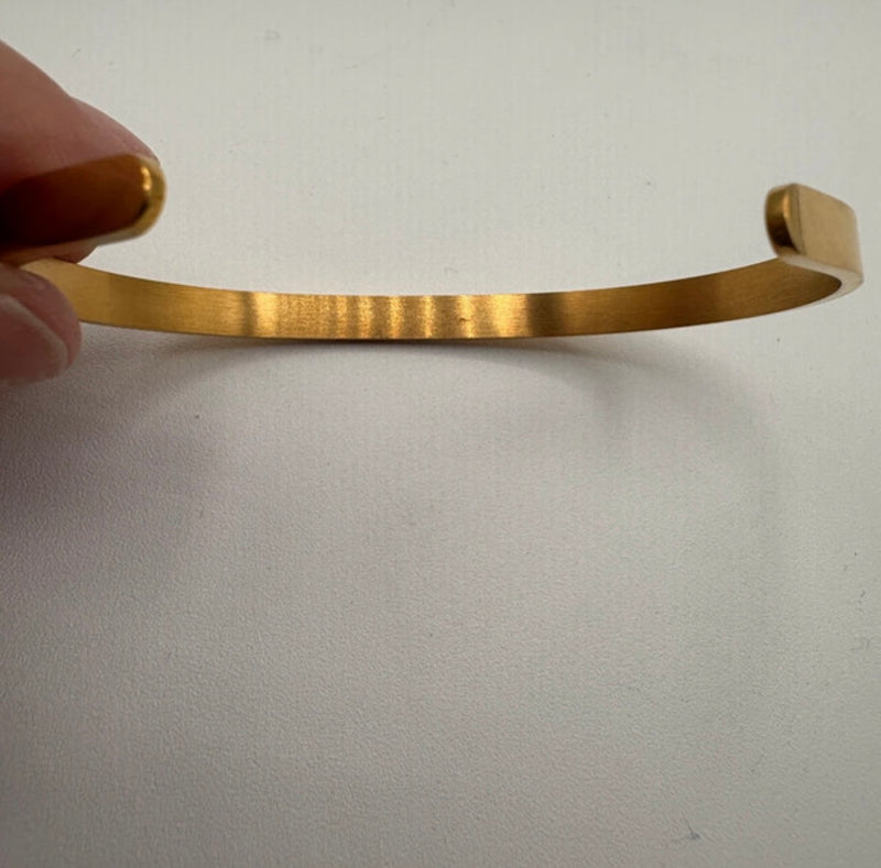 Bracciale rigido