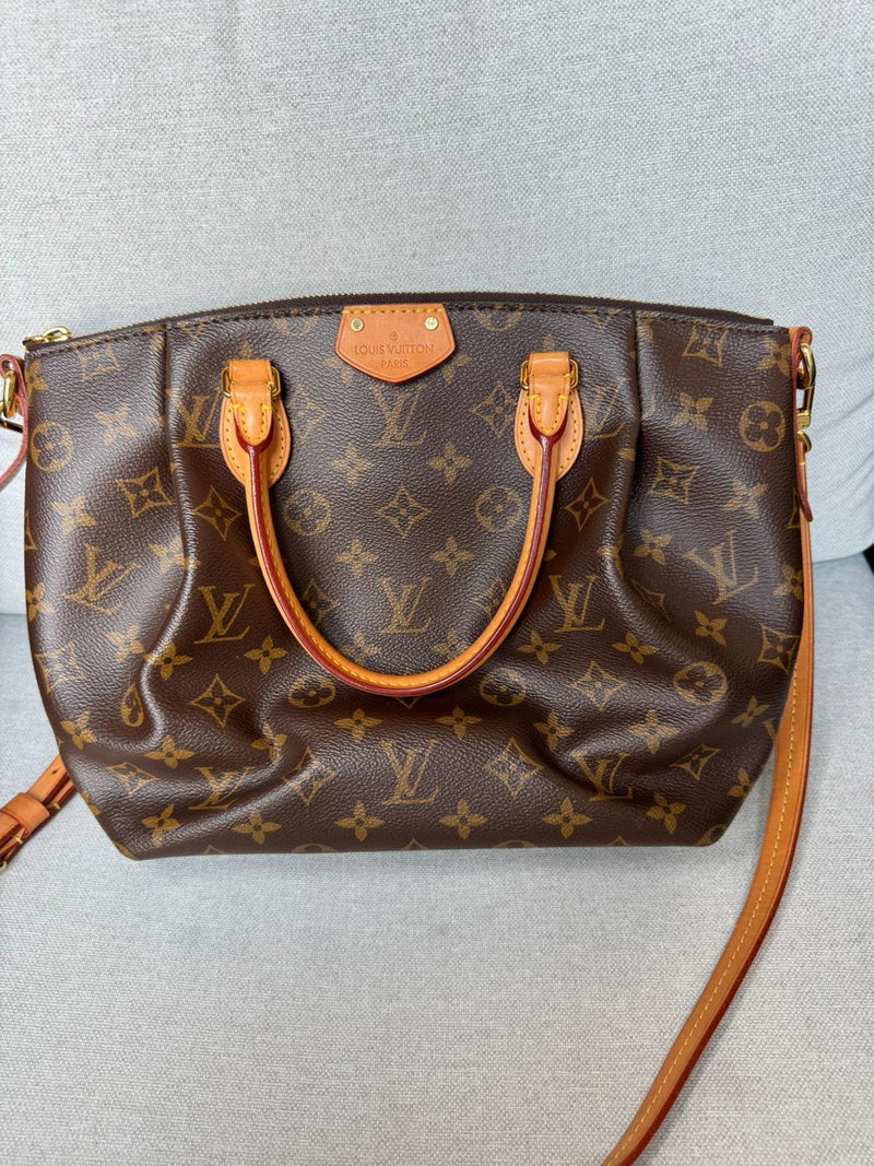 Louis Vuitton Tourenne