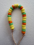 Bracciale con beads colorati