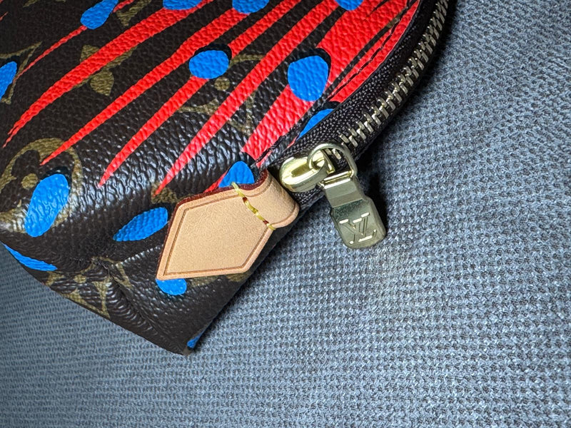 Louis Vuitton cosmetique limited