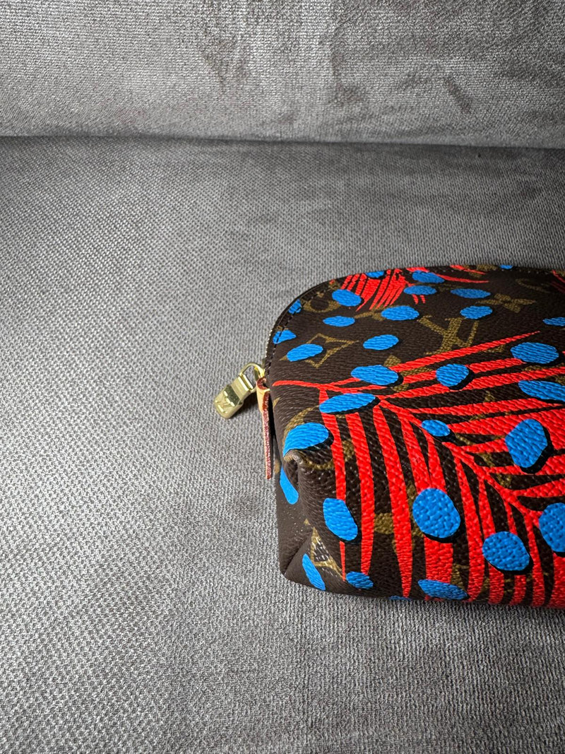 Louis Vuitton cosmetique limited