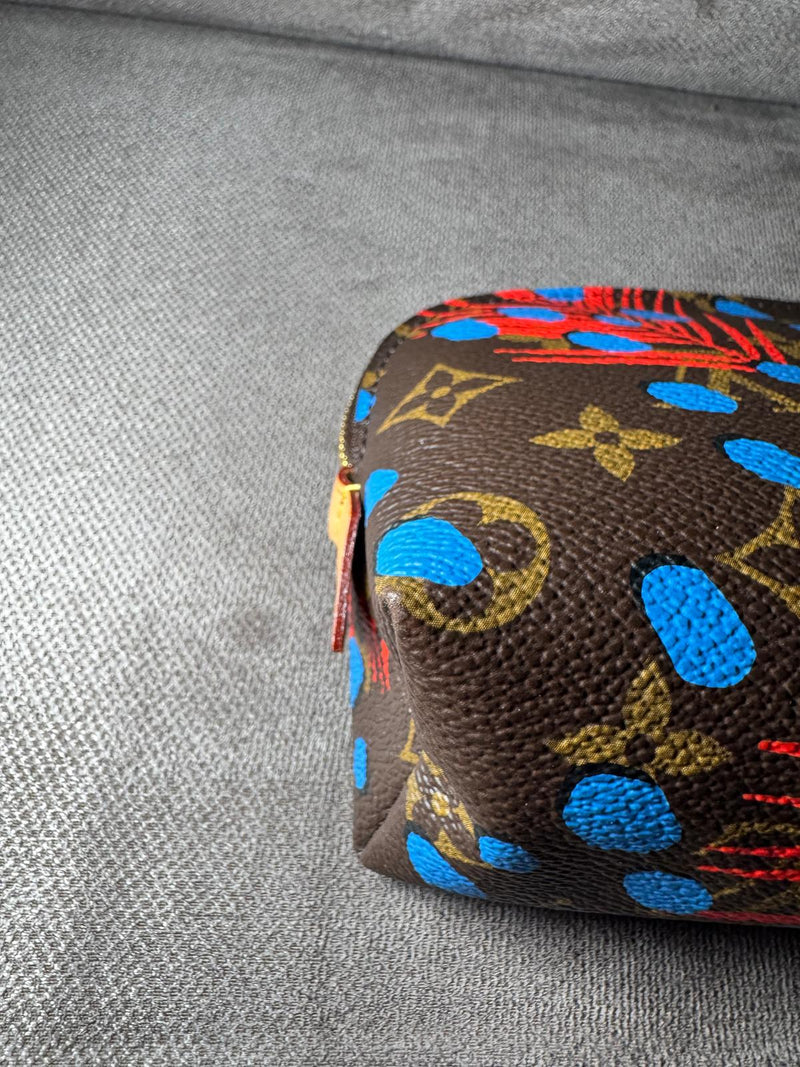 Louis Vuitton cosmetique limited