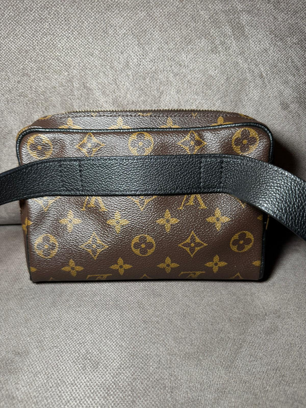 Louis Vuitton marsupio