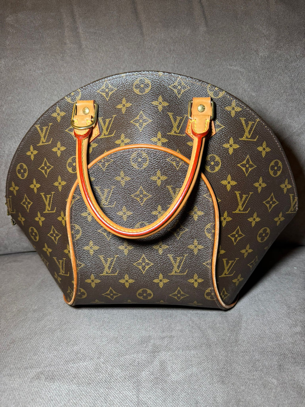 Louis Vuitton ellipse mm