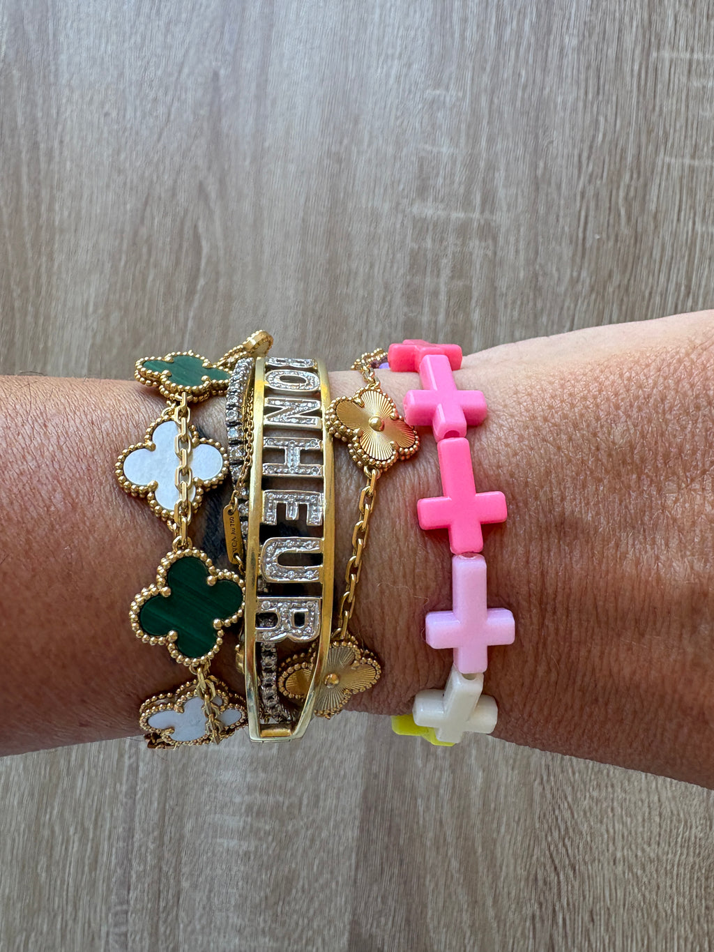 Bracciale multicolor croci