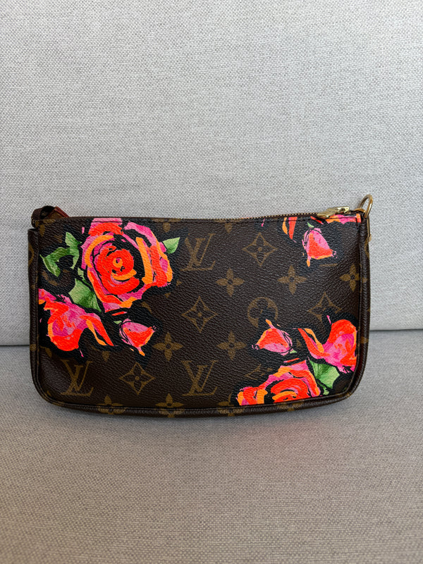 Louis Vuitton Pochette accessorie limited edition roses