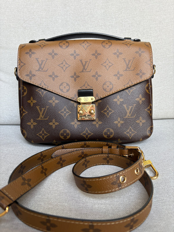 Louis Vuitton metis reverse