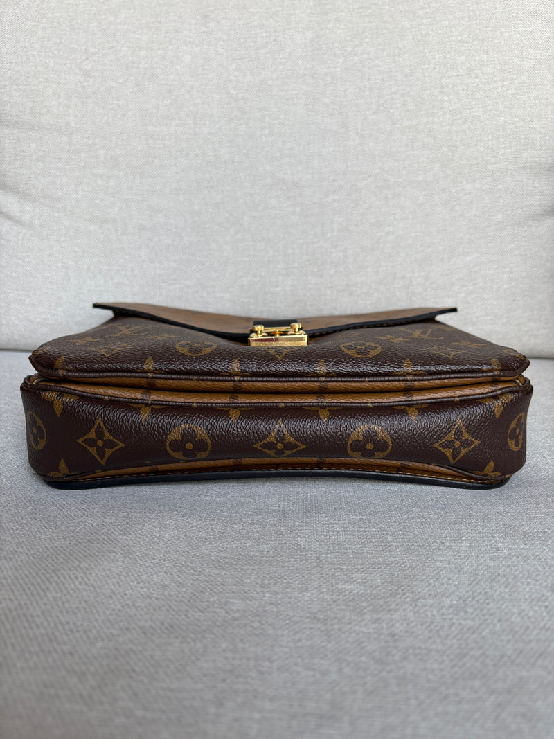 Louis Vuitton metis reverse