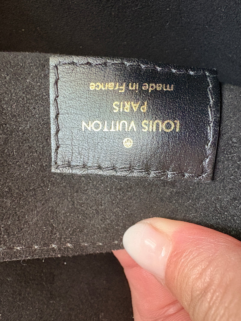 Louis Vuitton metis reverse