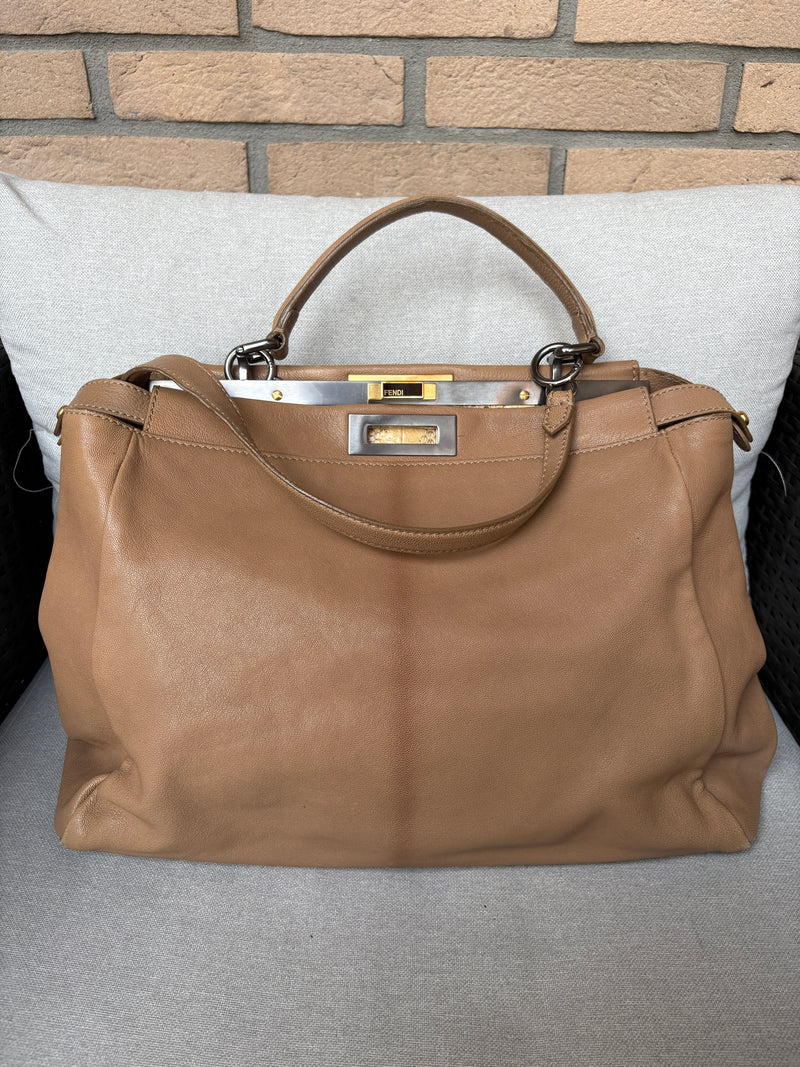 Fendi peekaboo
