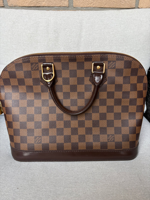 Louis Vuitton Alma pm