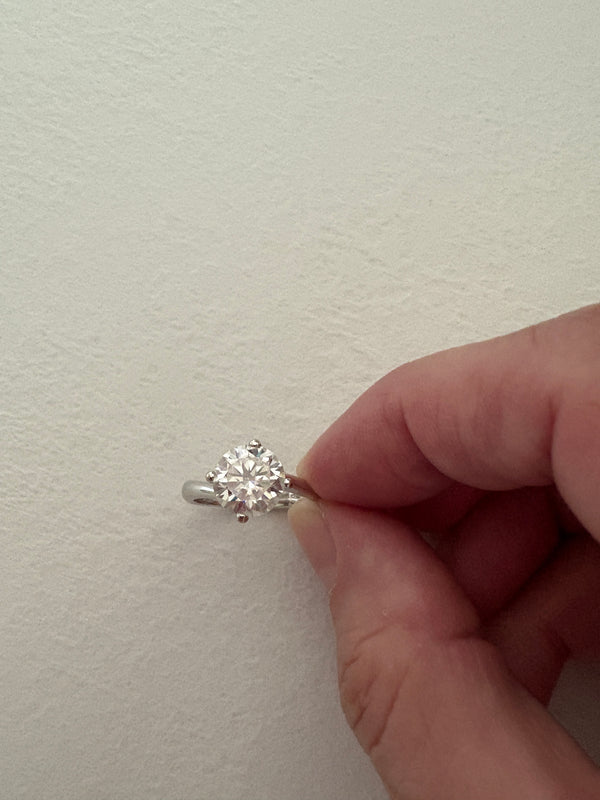 Anello solitario
