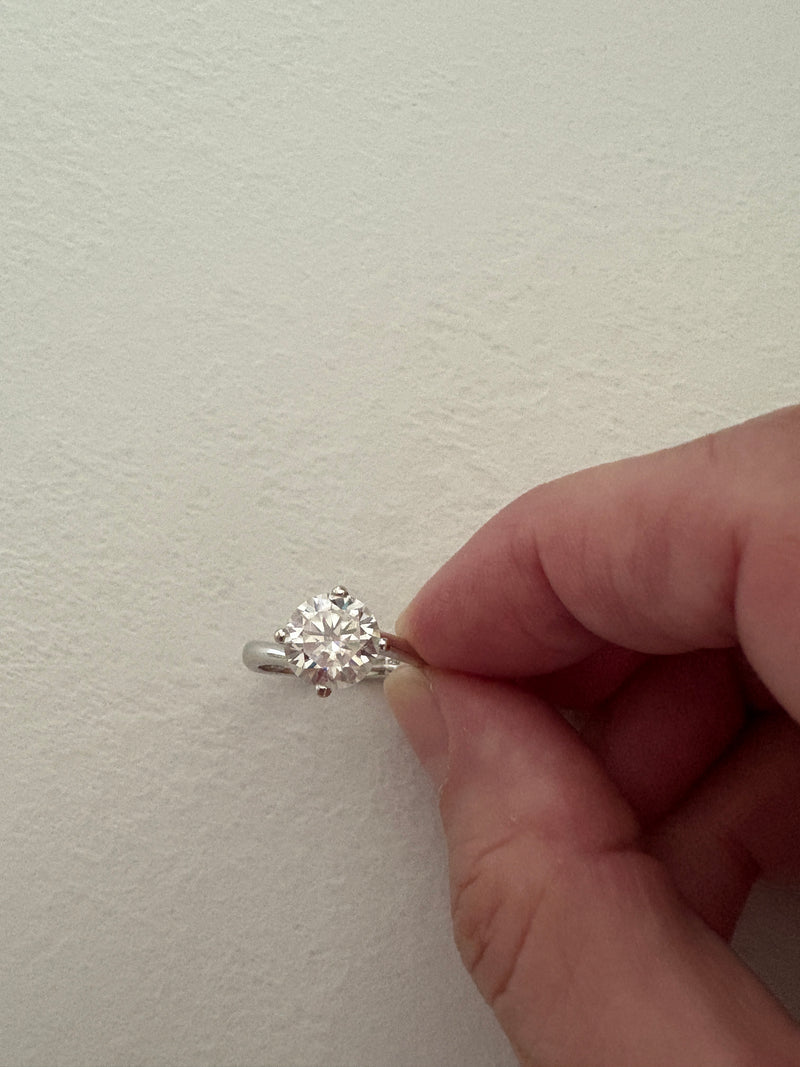 Anello solitario