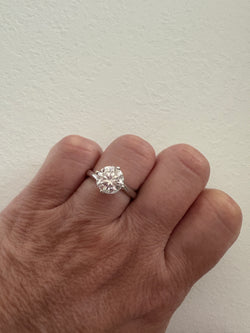 Anello solitario