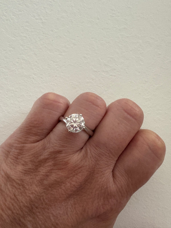 Anello solitario