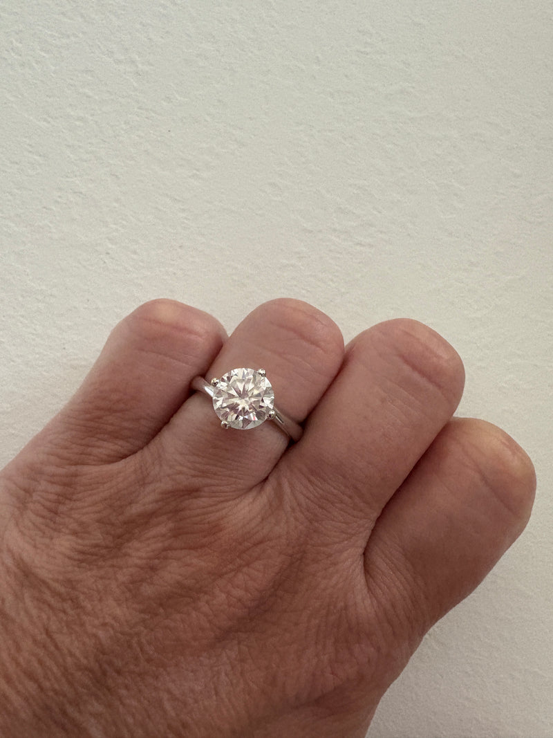Anello solitario