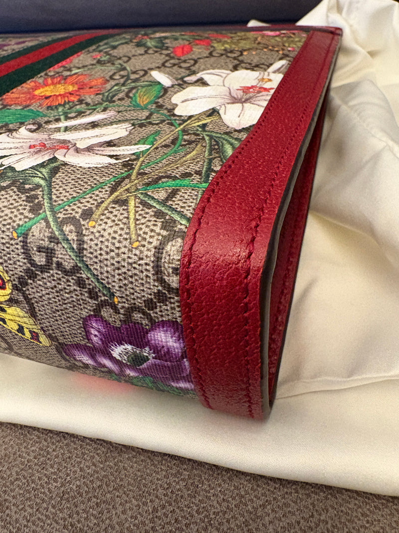 Gucci Pochette ophidia