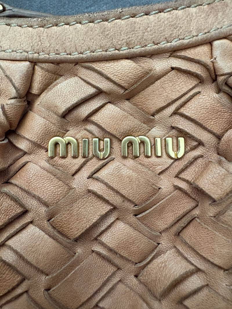 Miu Miu shopping