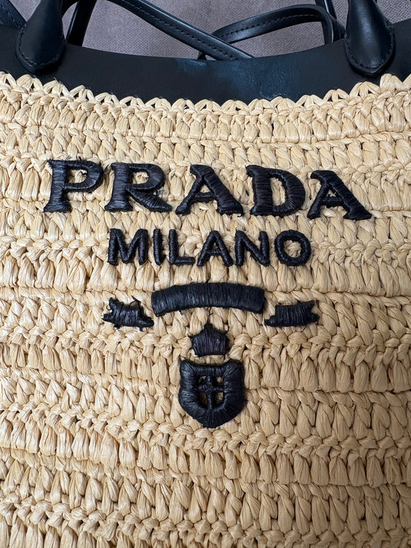 Prada shopping rafia