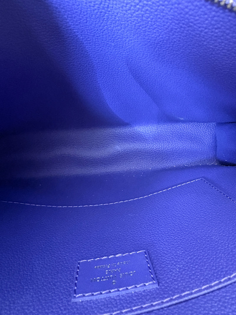 Louis Vuitton toilette