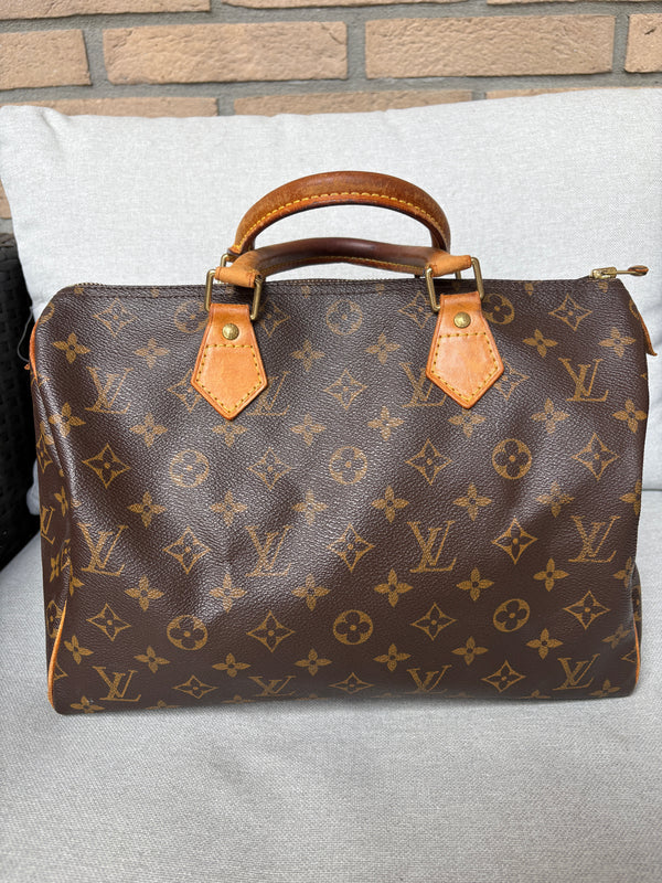 Louis Vuitton Speedy 30