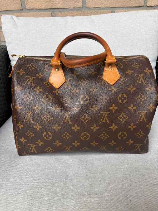 Louis Vuitton Speedy 30