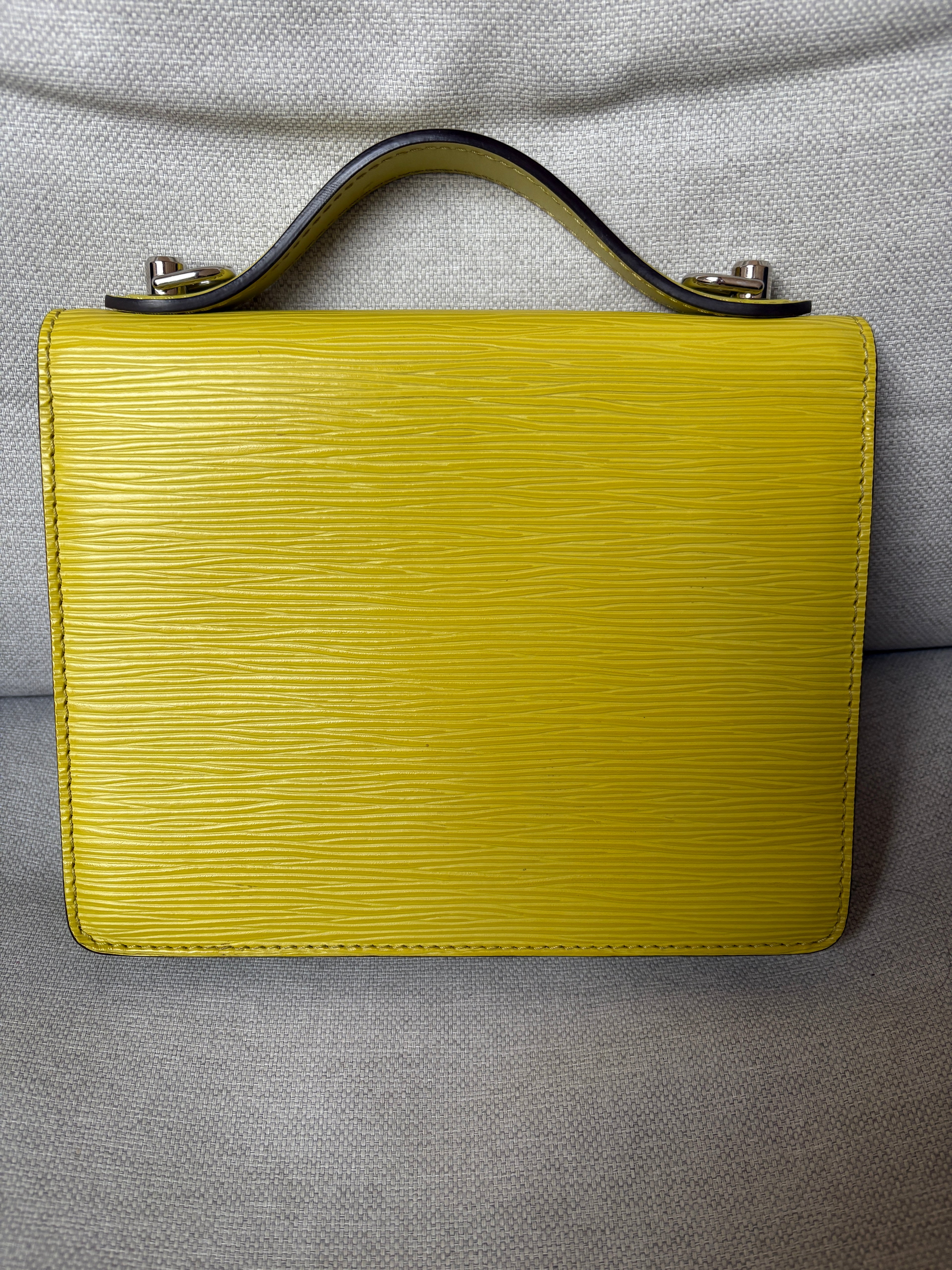 Louis Vuitton monceau