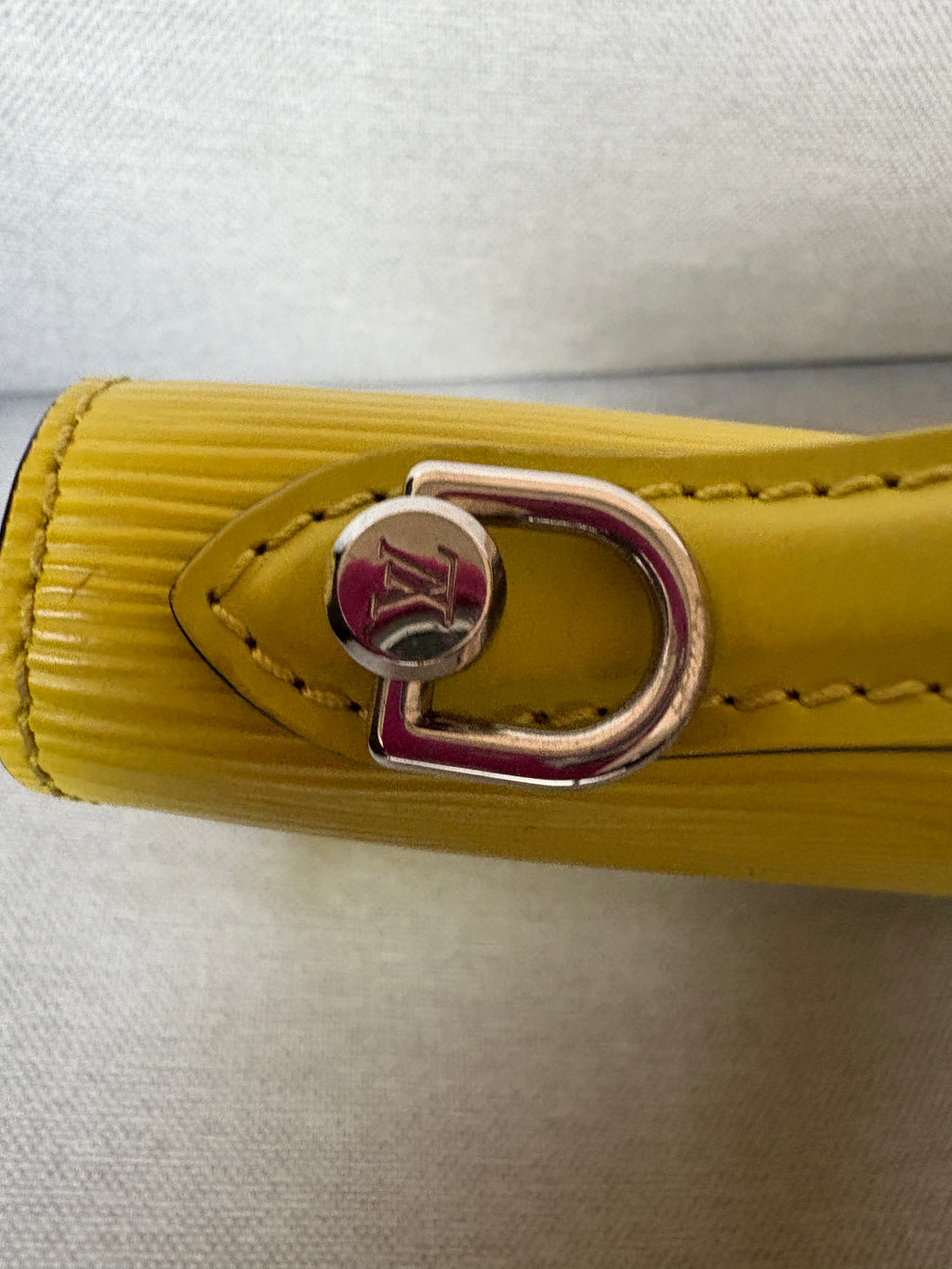 Louis Vuitton monceau