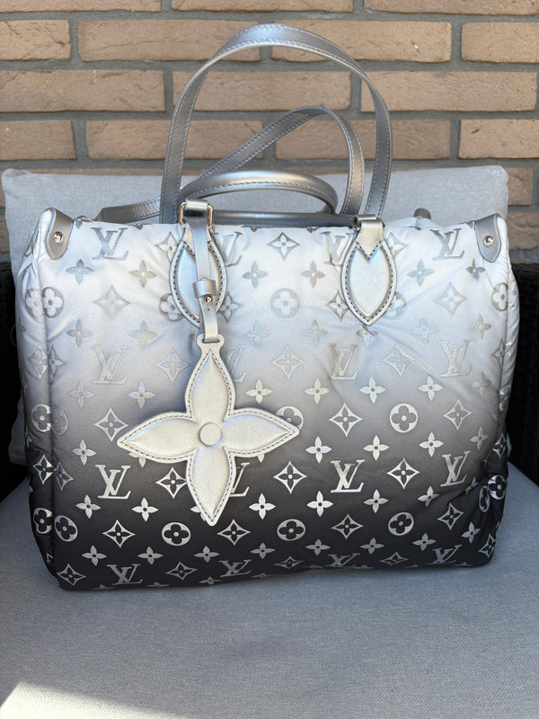Louis Vuitton cabas On-The-Go MM